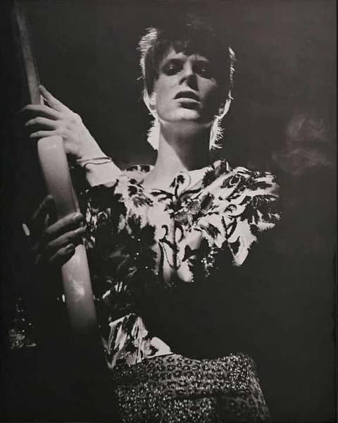 David Bowie — Rock 'N' Roll Star!