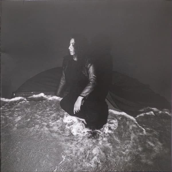Arooj Aftab — Night Reign